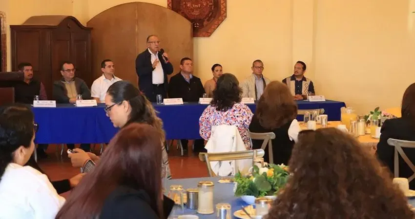 Celebración del Día de la Trabajadora Universitaria en la UABCS.