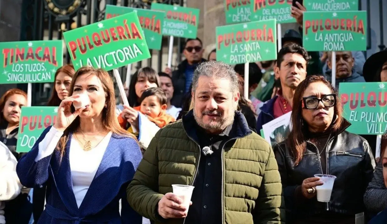 Celebración del Día del Pulque en el Congreso de la Ciudad de México.