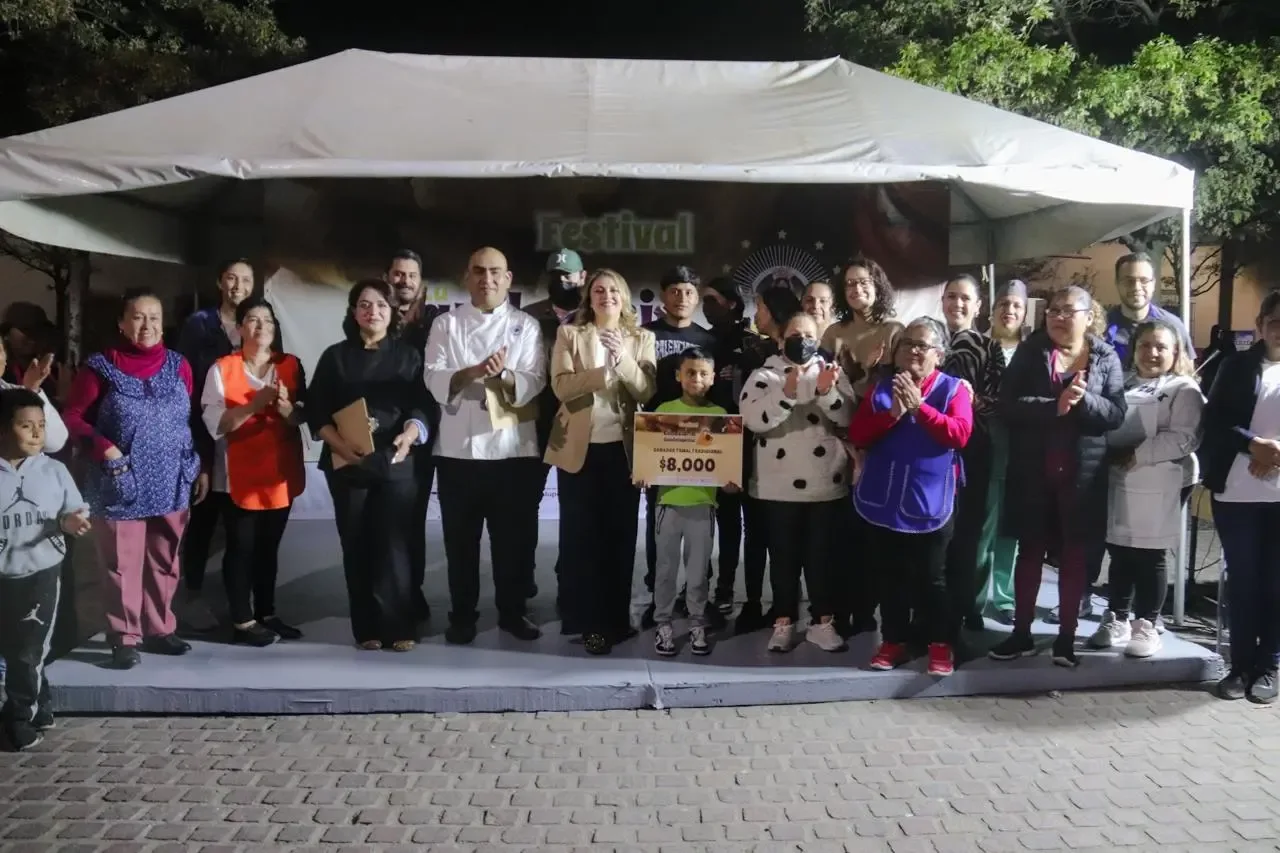 Celebración del festival del tamal en el Jardín Juárez, Guadalupe.