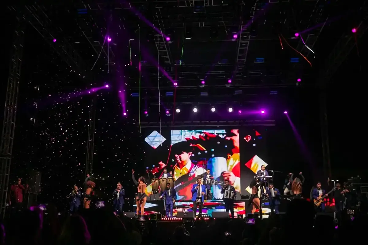 La ciudad conmemora su fundación con una fiesta que une a la comunidad.