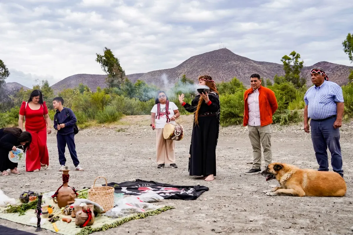 Celebran la importancia del agua con rituales ancestrales en Monte Patria.