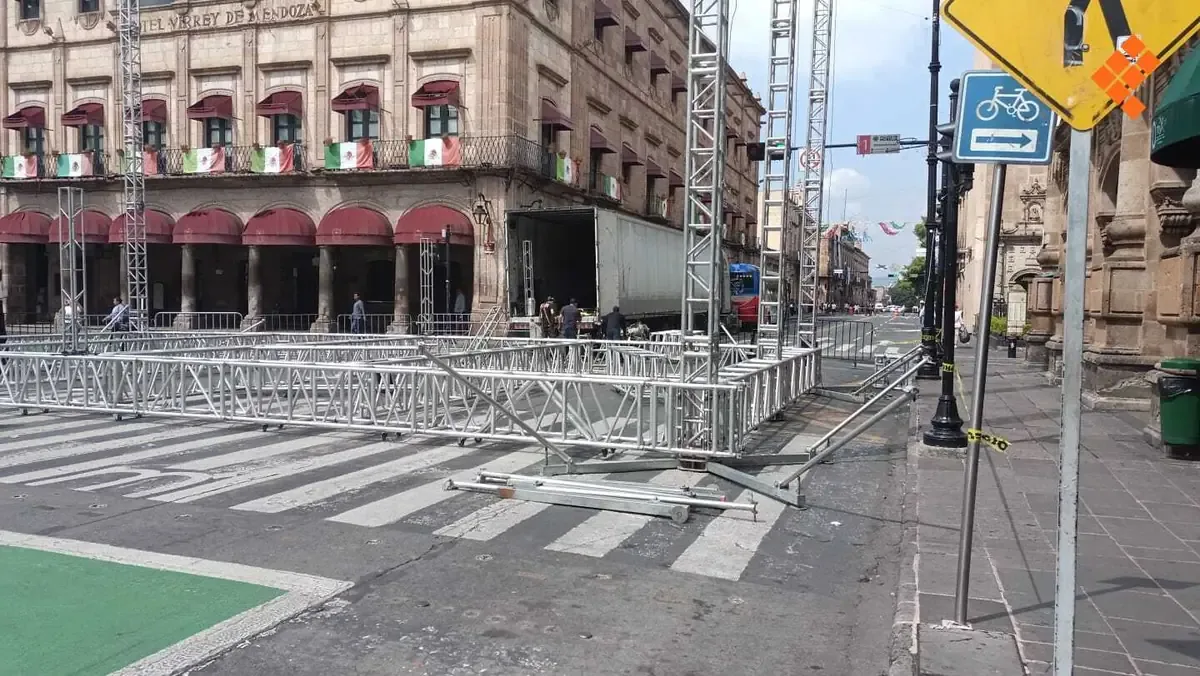 Los cierres viales se implementarán en el centro de Morelia por el evento cultural y el desfile cívico militar.