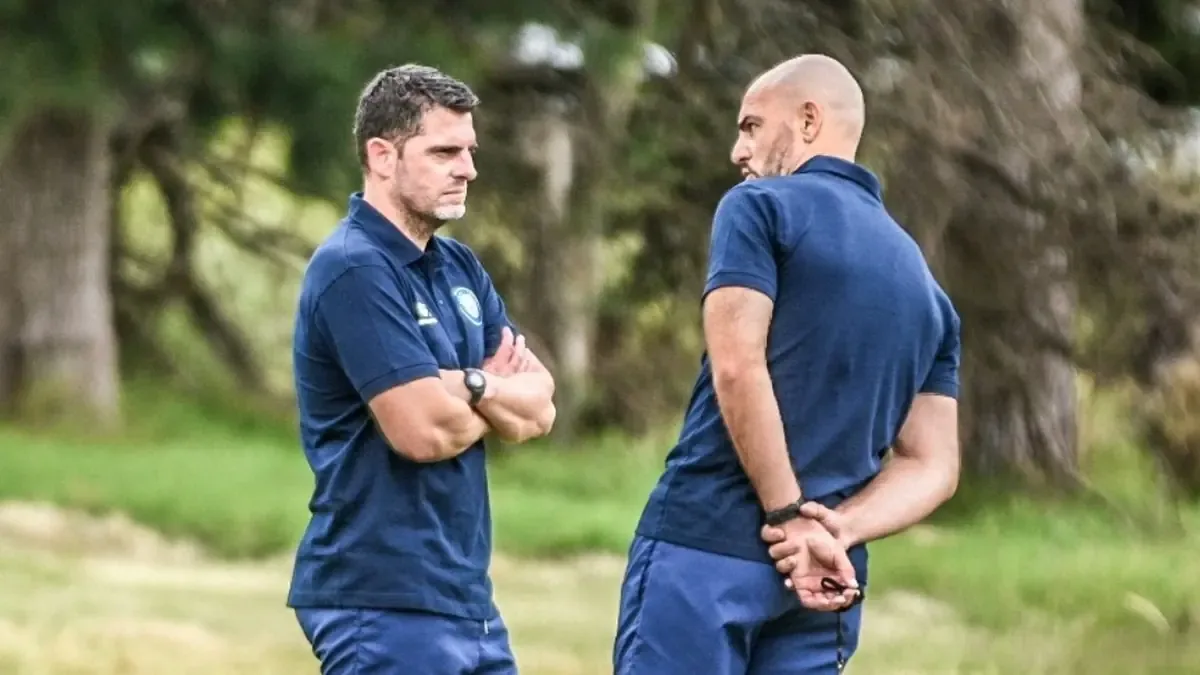 La directiva del club decidió cambiar de entrenador después de un mal inicio en el Clausura.