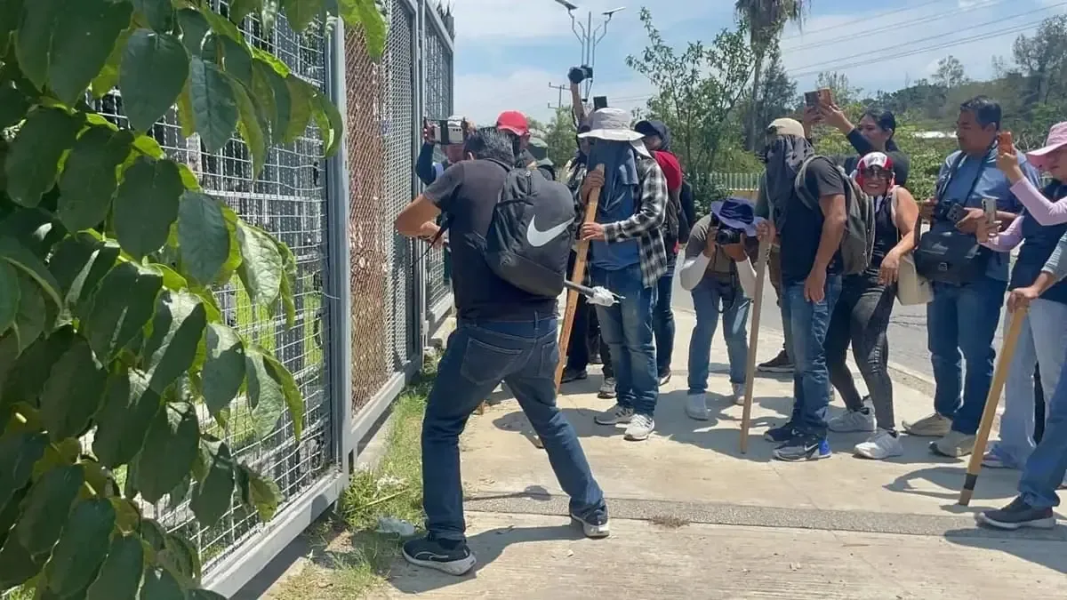 La Coordinadora Estatal de Trabajadores de la Educación busca visibilidad y presión en el conflicto educativo en México.