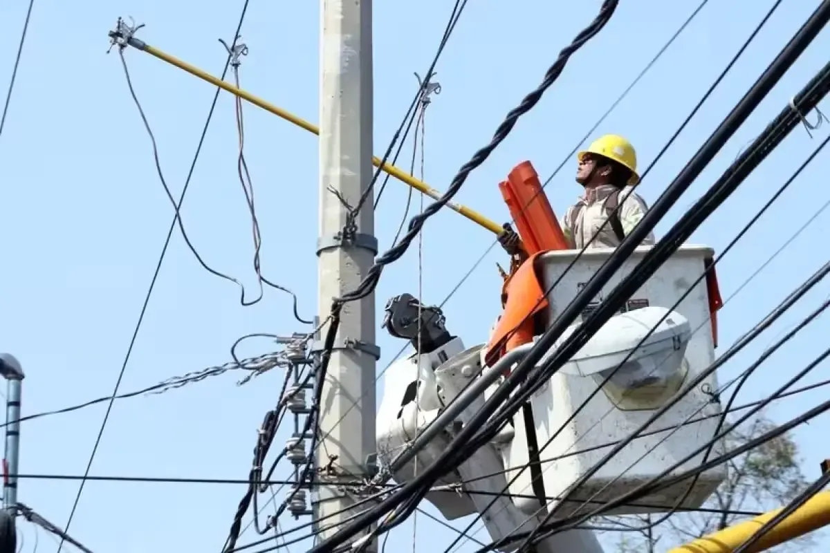 Habitantes de 17 comunidades solicitan atención urgente ante constantes cortes de energía eléctrica.