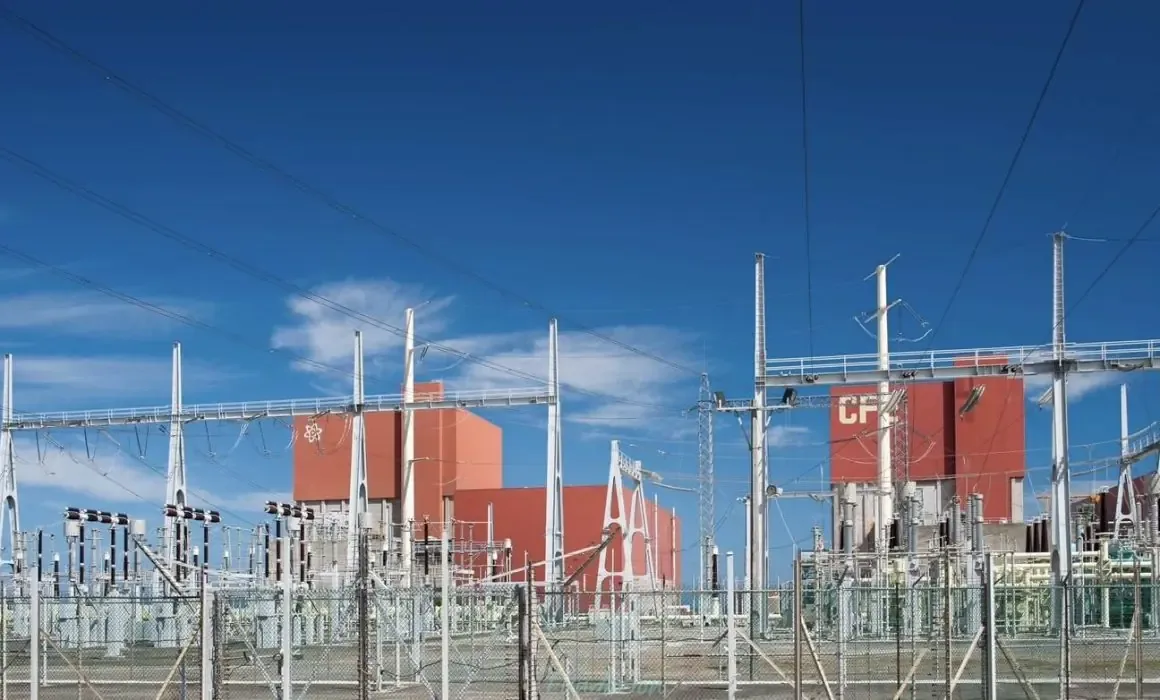 La inversión permitirá modernizar la red eléctrica y reducir apagones en la región.