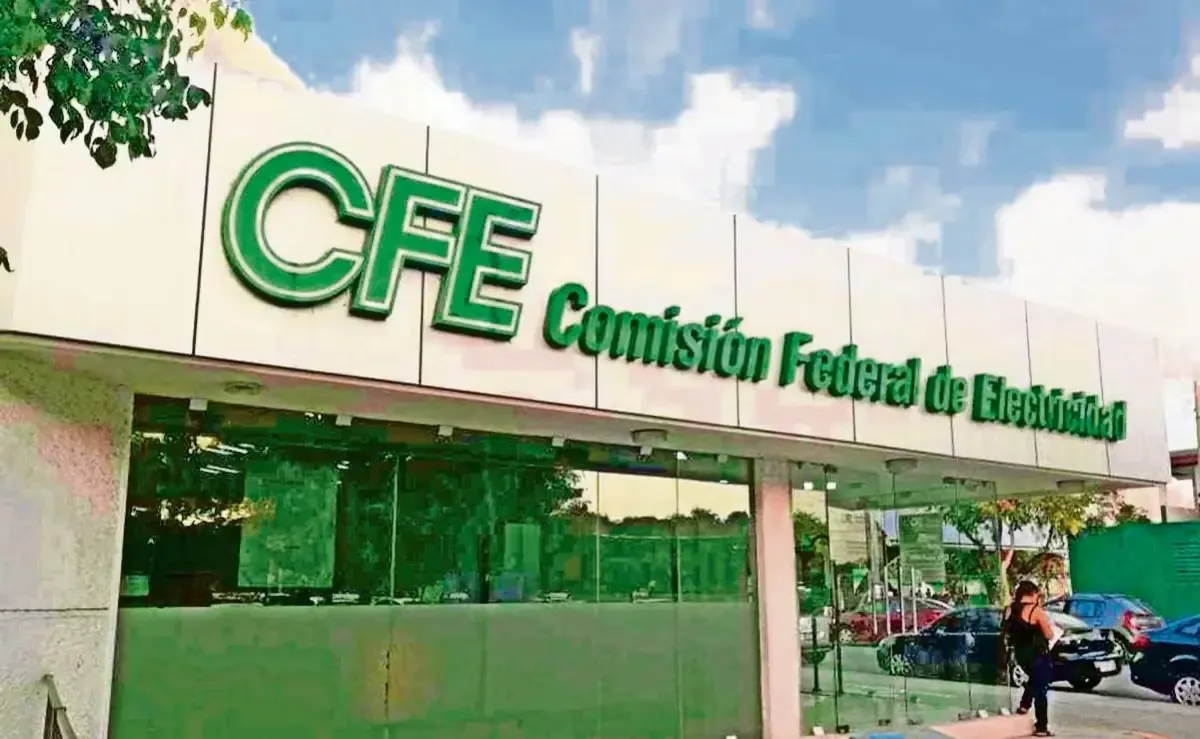 La Comisión Federal de Electricidad confirmó que el suministro se restableció al 25% tras actos vandálicos.