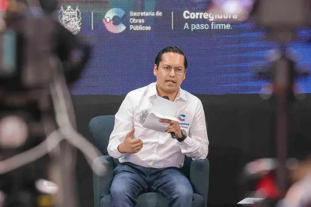 El alcalde de Corregidora utiliza un formato innovador para acercarse a los ciudadanos y compartir sus iniciativas.