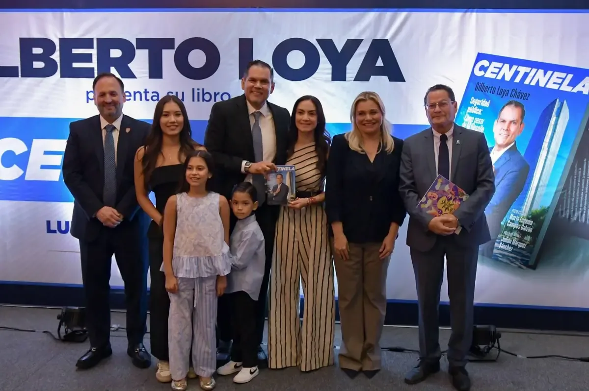 La gobernadora de Chihuahua resalta la importancia de la transparencia en la lucha contra la inseguridad.