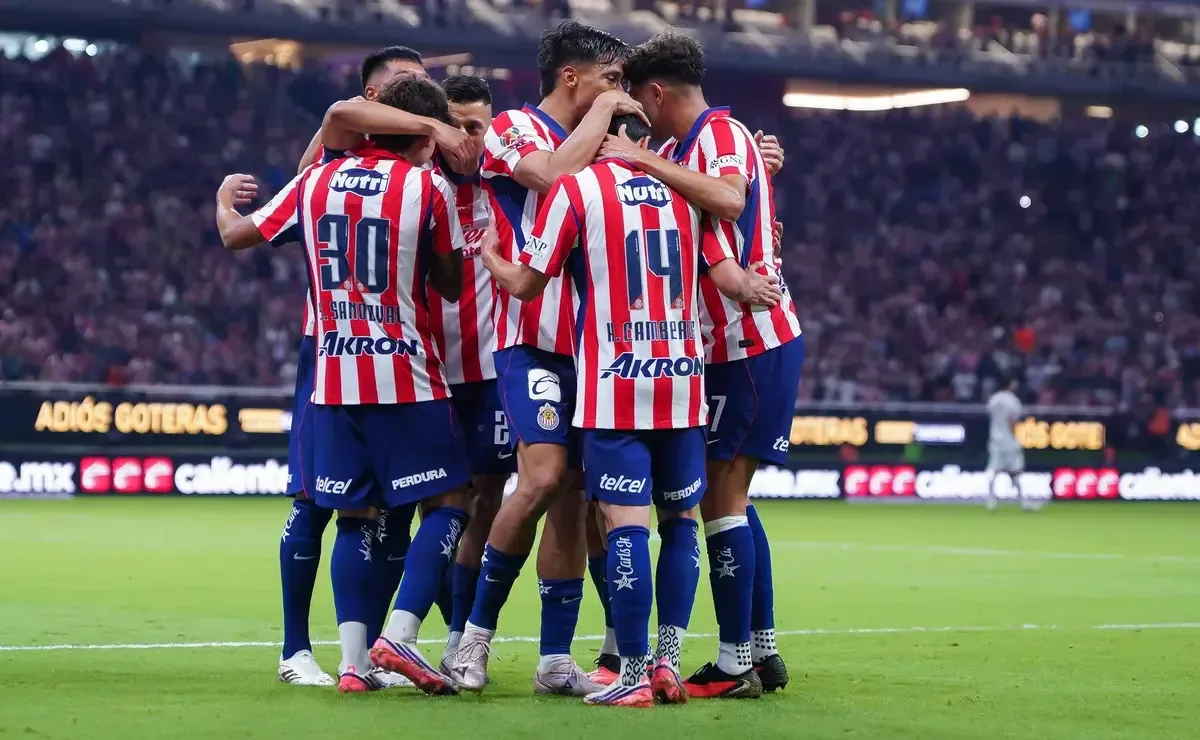 La amenaza del Huracán Polo pone en duda el partido de Chivas contra Querétaro el próximo sábado.