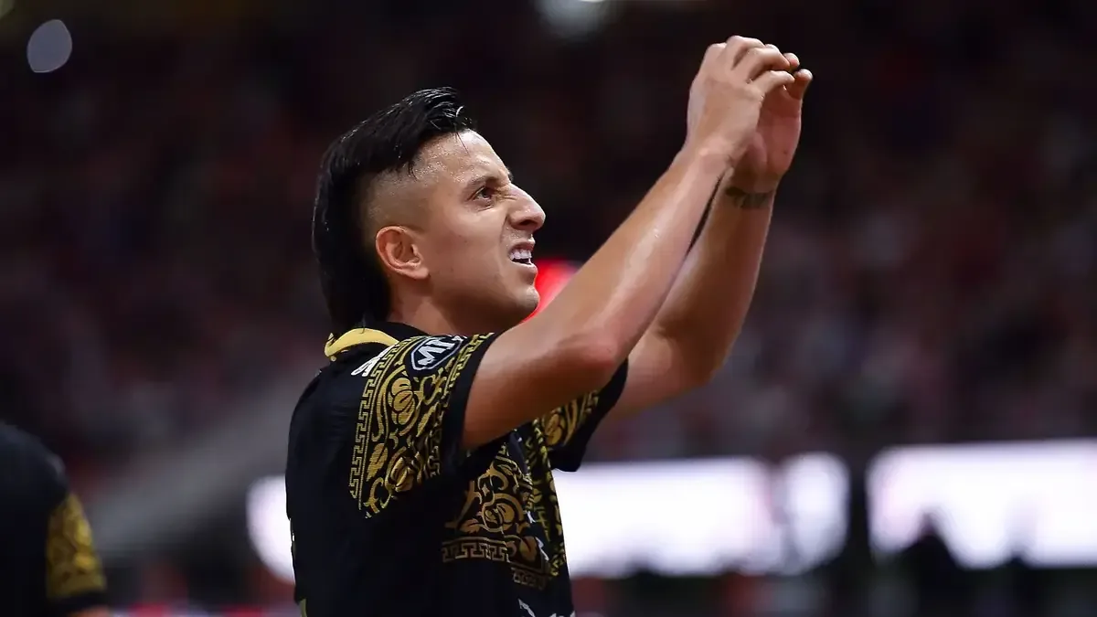 El autogol de Oliveros le da a Chivas un lugar en los primeros puestos.