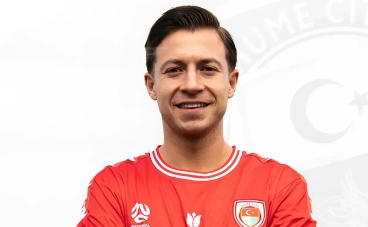 El exjugador de Tapatío relata su travesía hacia el futbol australiano tras fracasos en Europa.