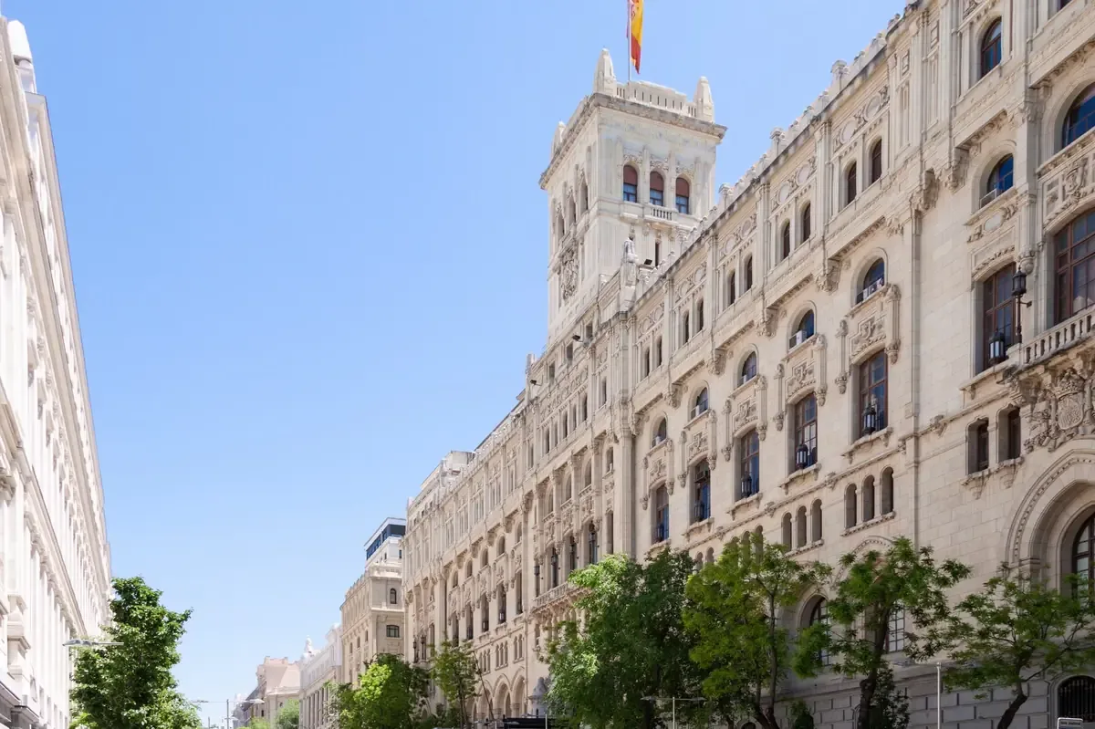 La alcaldesa de La Cierva busca mantener el pueblo vivo a pesar del éxodo hacia las ciudades.