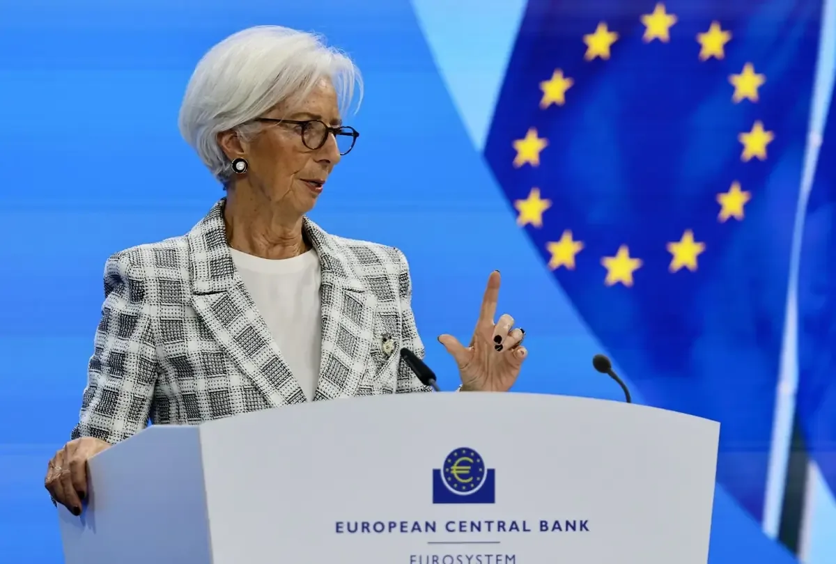 La salida anticipada de Lagarde implica un relevo importante en un contexto de crisis económica en Europa.