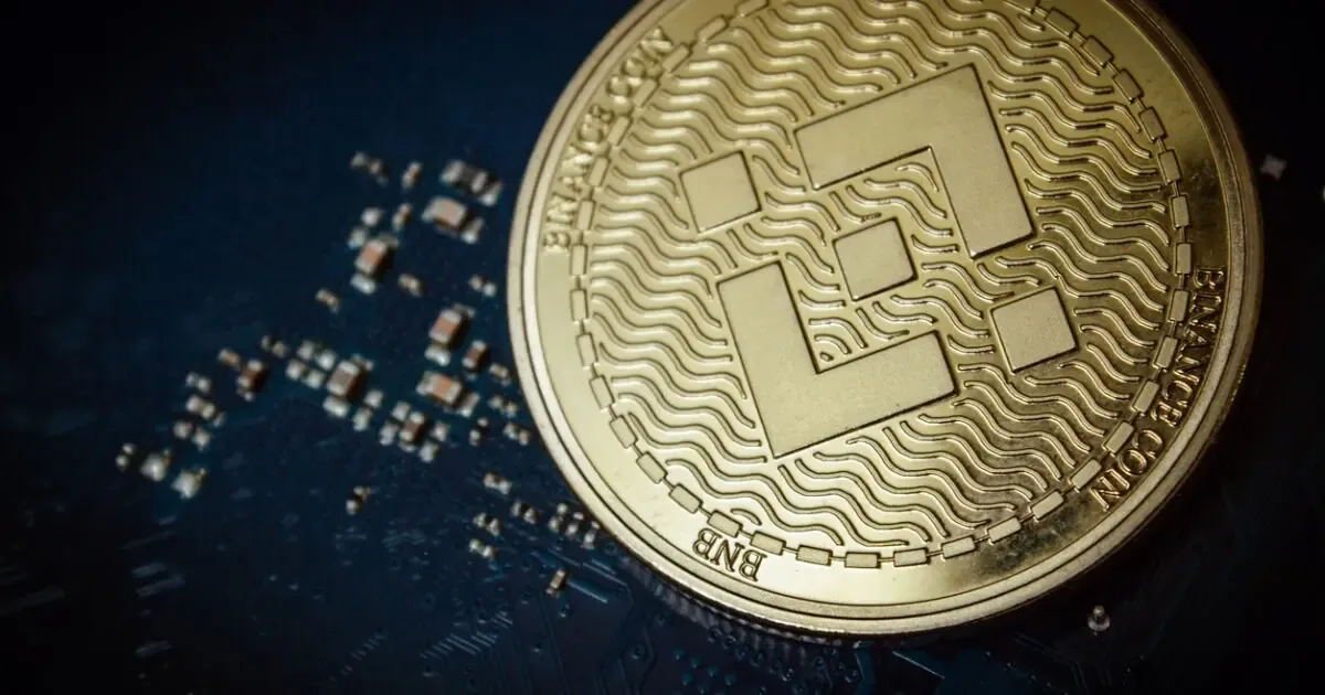 Un grupo norcoreano podría estar detrás del ataque a Binance, que investiga el incidente en colaboración con autoridades.