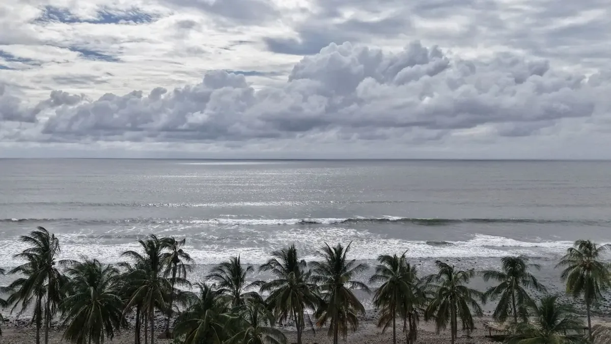 El ciclón tropical Vance generará intensas precipitaciones y vientos en gran parte del país.