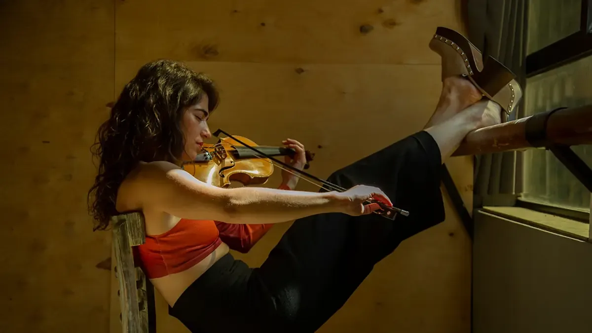 La iniciativa busca unir a artistas de Segovia y Burgos en un espacio cultural vibrante.