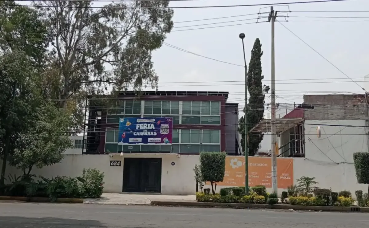El cierre afecta a cientos de estudiantes que buscan recuperar su dinero.