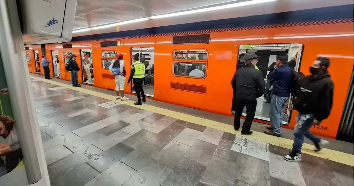Manifestaciones en el Centro Histórico causan afectaciones en varias líneas del Metro.