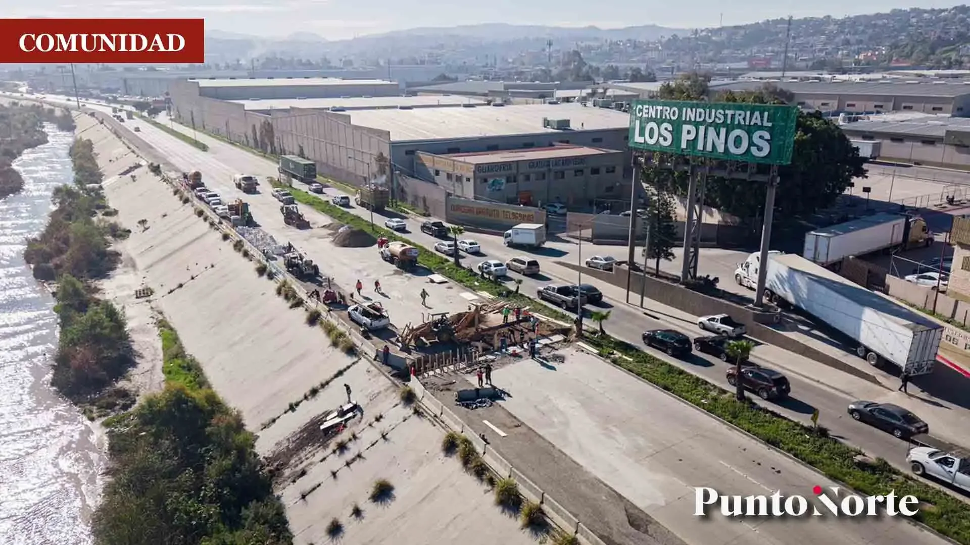 Cierre de tres carriles en la Vía Rápida Poniente por trabajos de reparación.