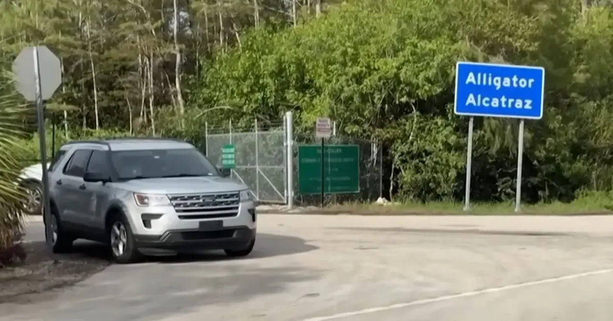 El Departamento de Seguridad Nacional no especifica si el recinto cerrará de forma permanente o temporal tras el traslado de los detenidos.