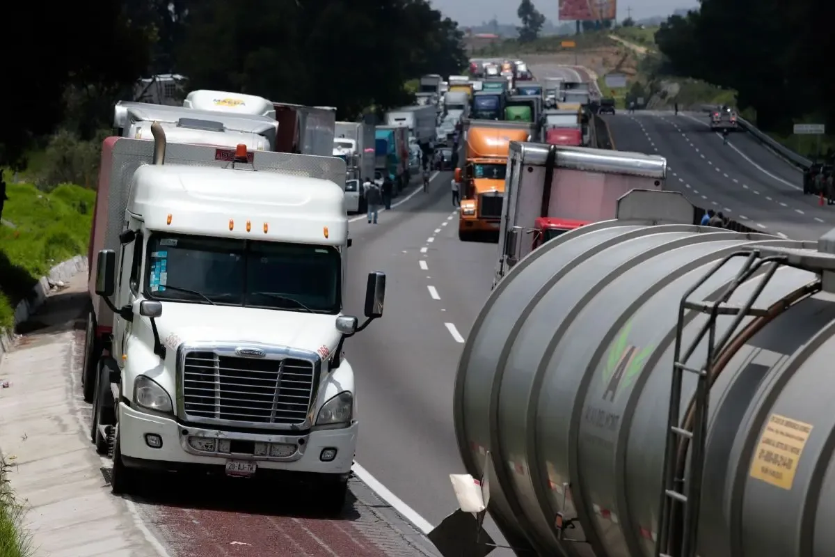 Cierre programado en la autopista México-Puebla para trabajos de infraestructura.