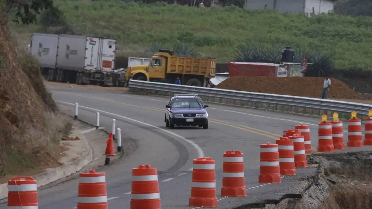 Autoridades de Oaxaca anuncian horarios de cierre y rutas alternas para la modernización de la vía.