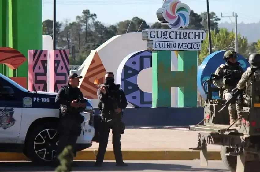 Ciudadanos de Chihuahua enfrentan complicaciones por cierre de programa vehicular.