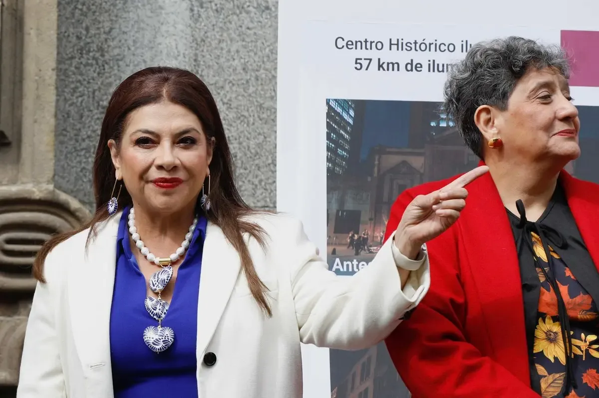 Clara Brugada Molina durante una supervisión en Cuemanco, Xochimilco.