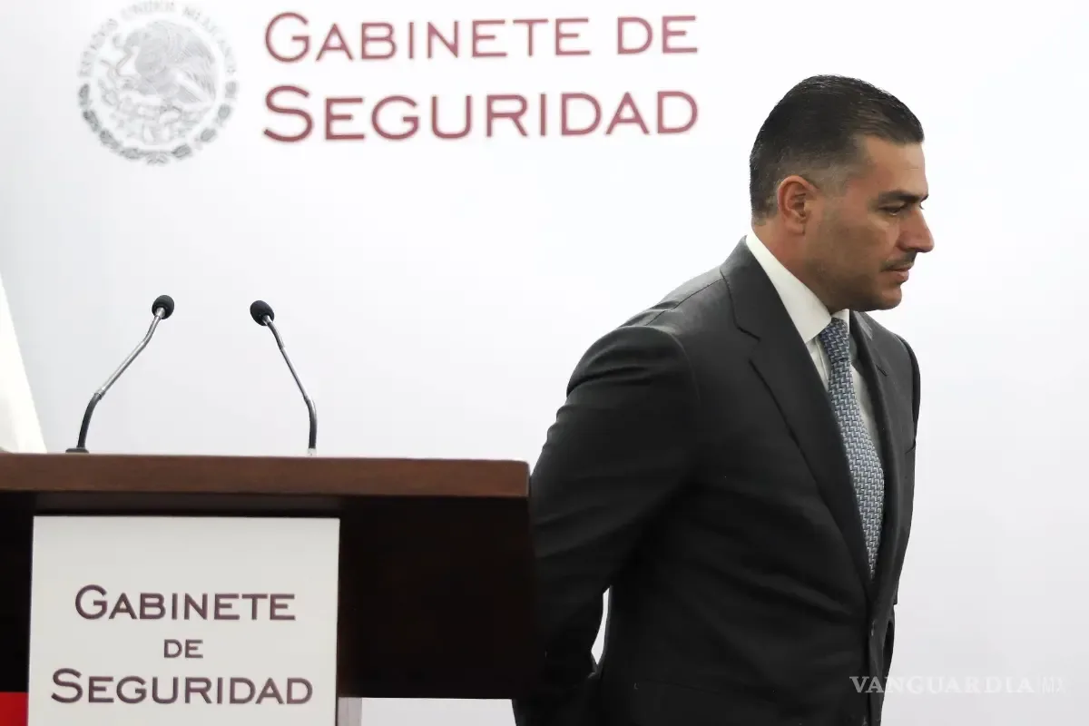 Claudia Sheinbaum durante una reunión con su equipo en Palacio Nacional.