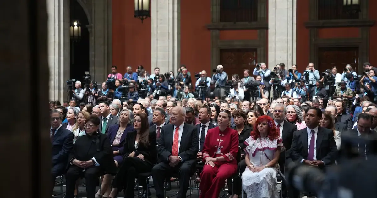 La presidenta afirmó que la economía mexicana se mantiene estable a pesar de los desafíos globales.