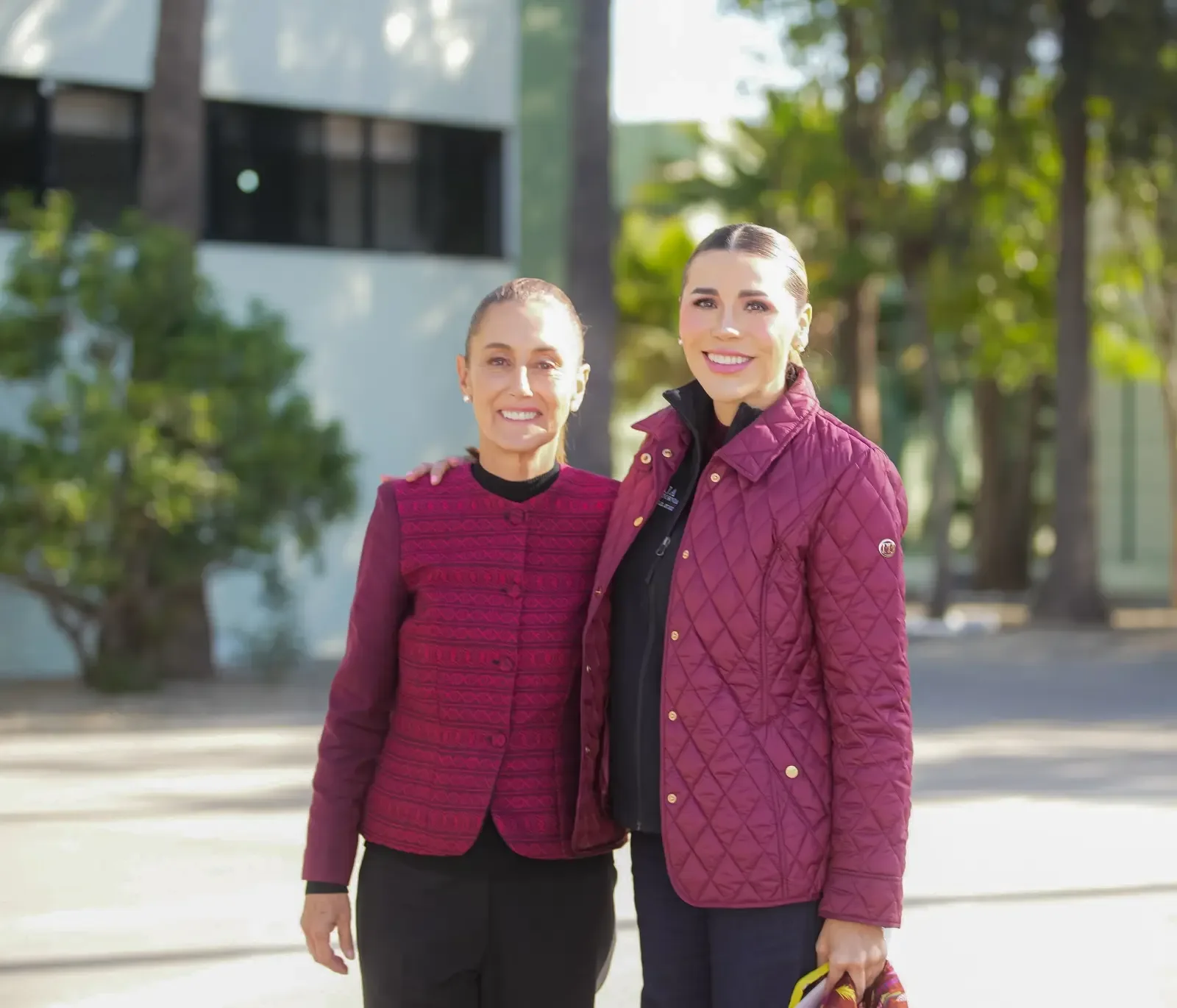 Claudia Sheinbaum y Marina del Pilar durante la gira de desarrollo en Baja California.
