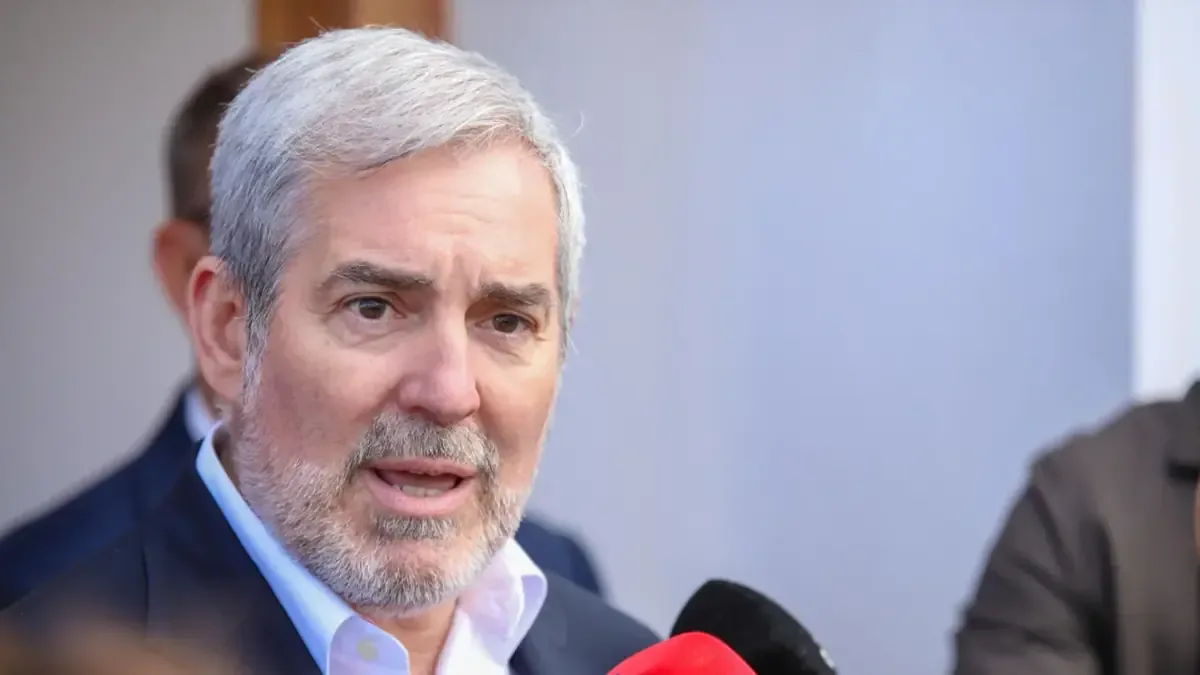 El presidente canario confía en que la visita del pontífice cambie la política migratoria de la UE.