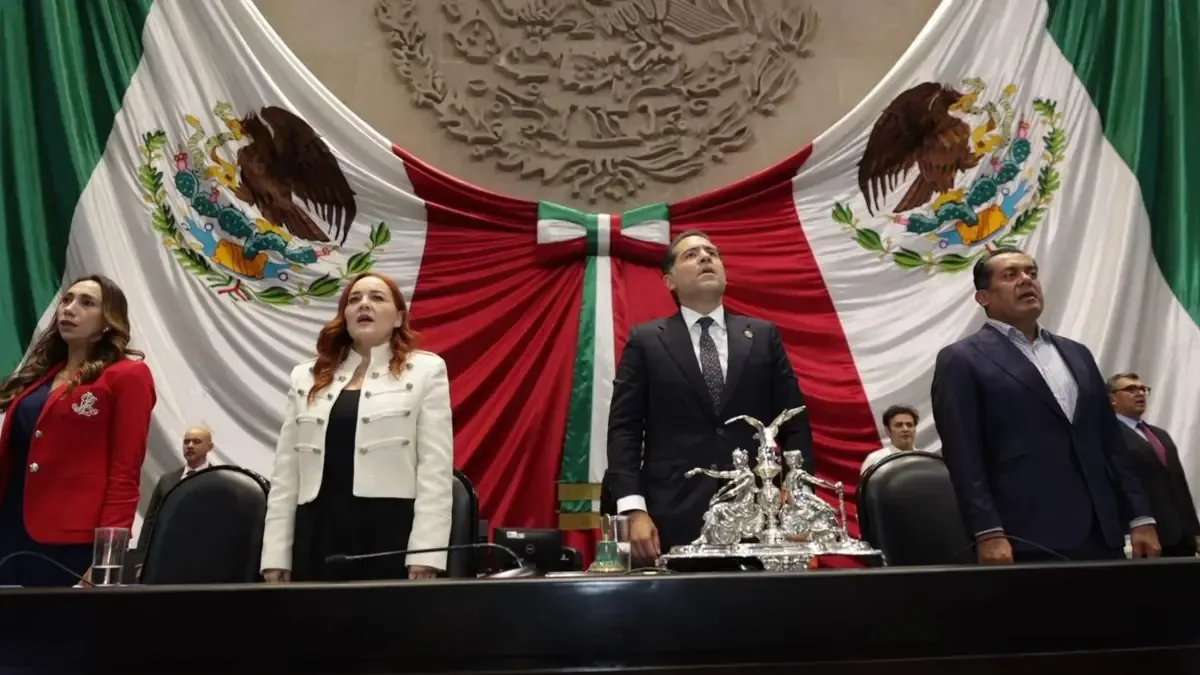 La reforma limita la nacionalidad única para los poderes ejecutivos en México.