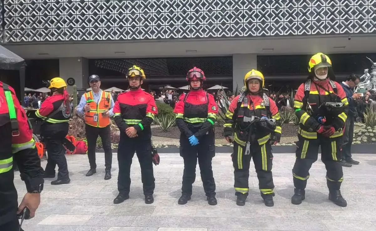 Más de 5 mil personas evacuadas; retraso en la alerta sísmica generó confusión.