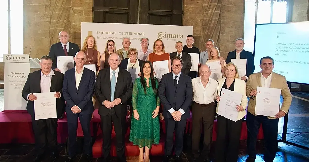 La celebración destaca la contribución de negocios históricos a la economía local.