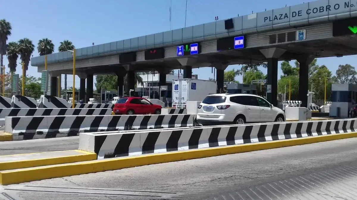 La protesta magisterial busca garantizar el libre tránsito y presionar al gobierno.
