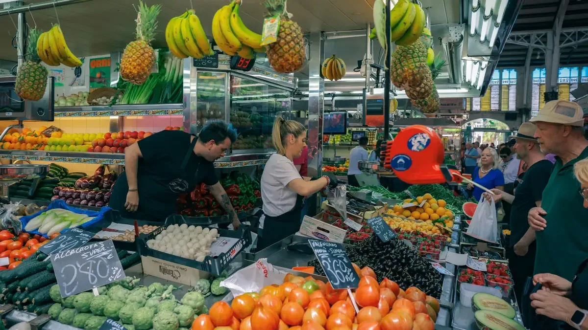 La participación de Coahuayana en la feria busca ampliar oportunidades comerciales para el sector platanero.