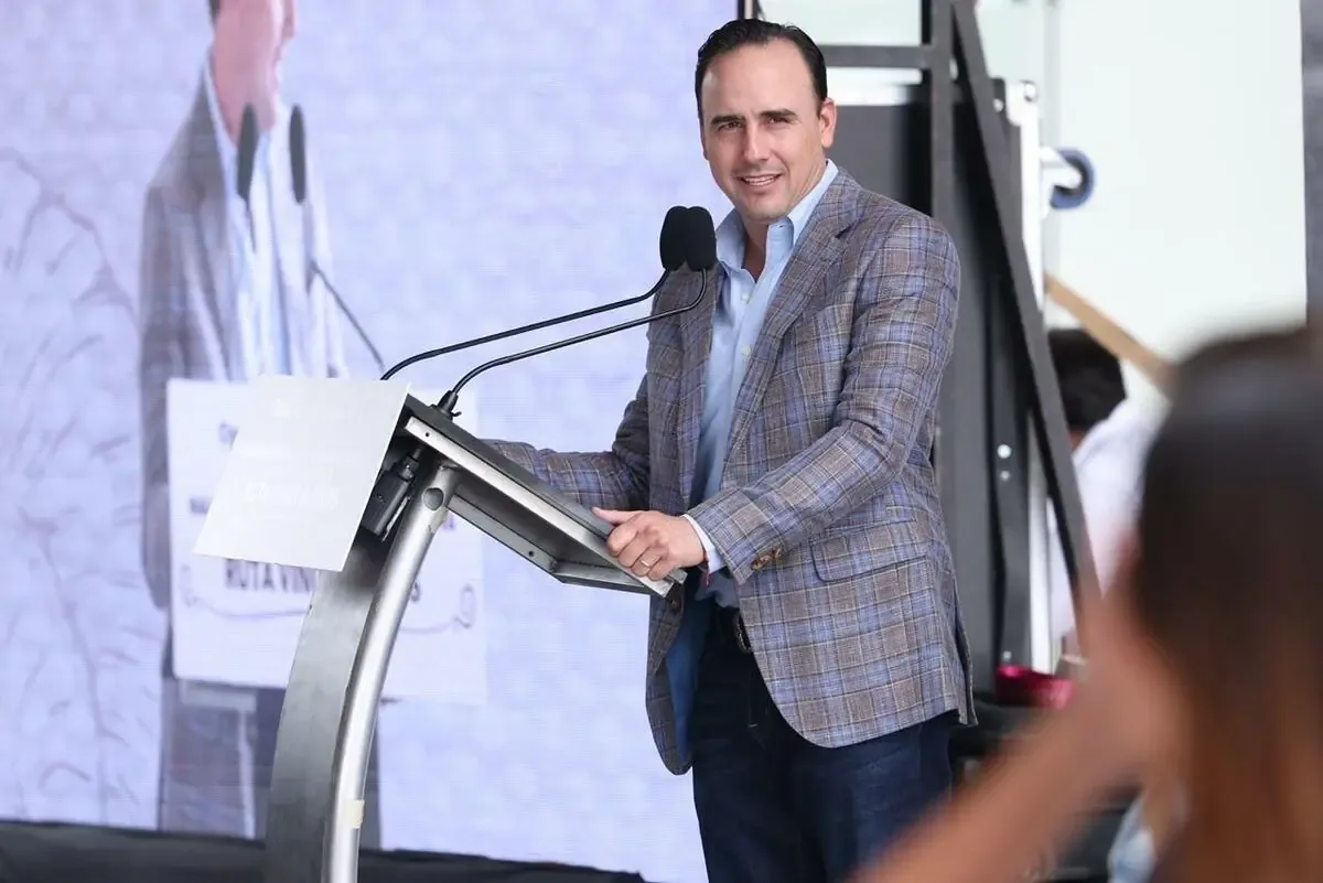 El gobernador Manolo Jiménez reporta logros en seguridad, economía y atención social en el estado.