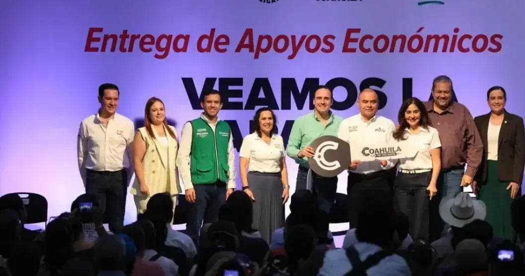 El gobernador Manolo Jiménez impulsa apoyo económico y transporte adaptado para mejorar la inclusión social en Coahuila.