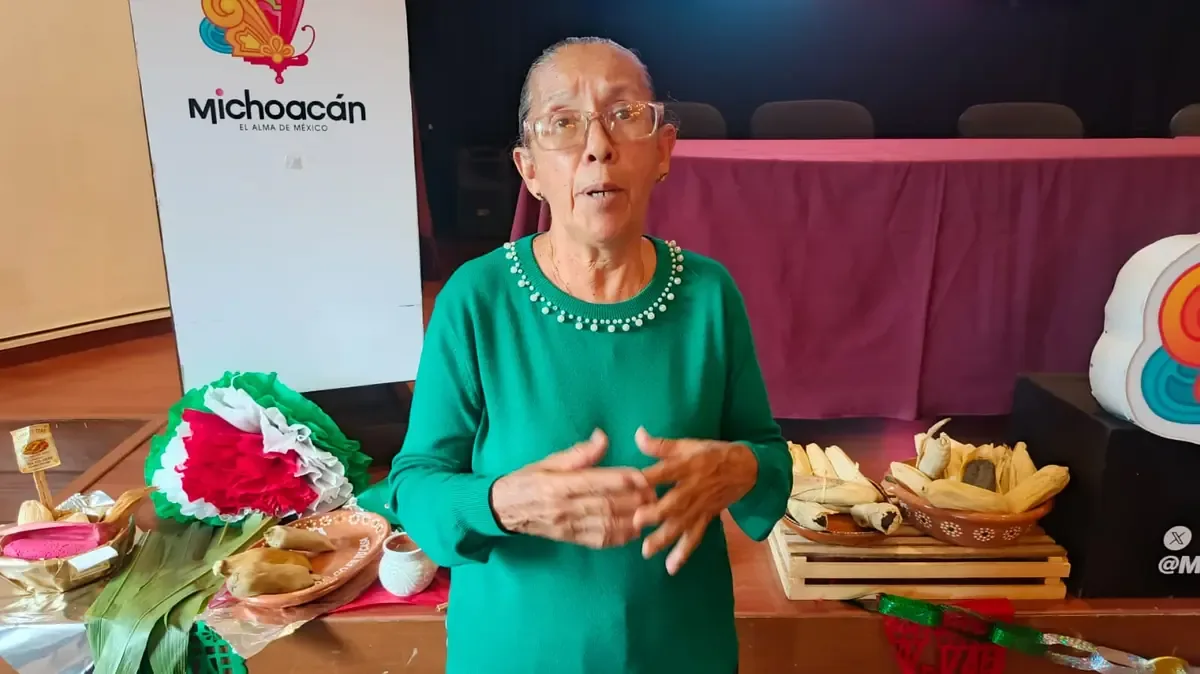 María del Rocío Díaz lanza versiones novedosas de tamales en la Feria del Tamal y Atole en Hidalgo.