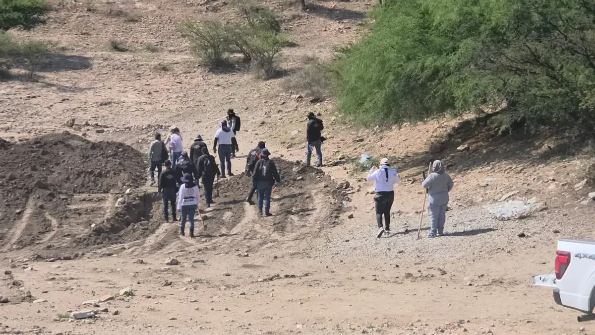 Colectivo Desaparecidos Querétaro localiza restos en medio de condiciones adversas y denuncia lentitud en la respuesta de las autoridades.