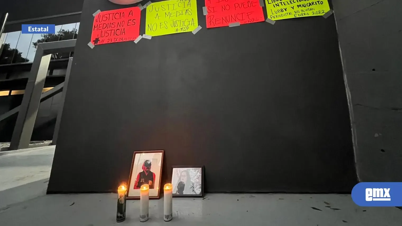 Colegas de María Maldonado demandan justicia frente a la FGE en Tijuana.