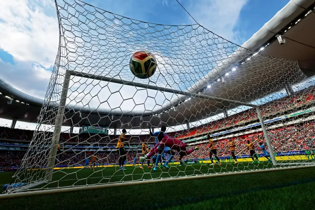 La selección colombiana busca continuar su buena racha tras un destacado empate contra Portugal.