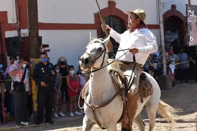 Los vendedores locales aseguran que el recorrido actual afecta sus ventas y piden reconsiderar la ruta.