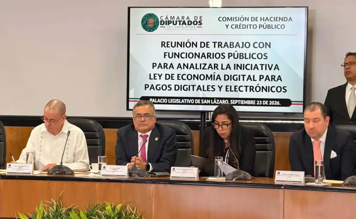La Comisión busca avanzar en la reforma de leyes económicas tras consultas con diversos sectores.