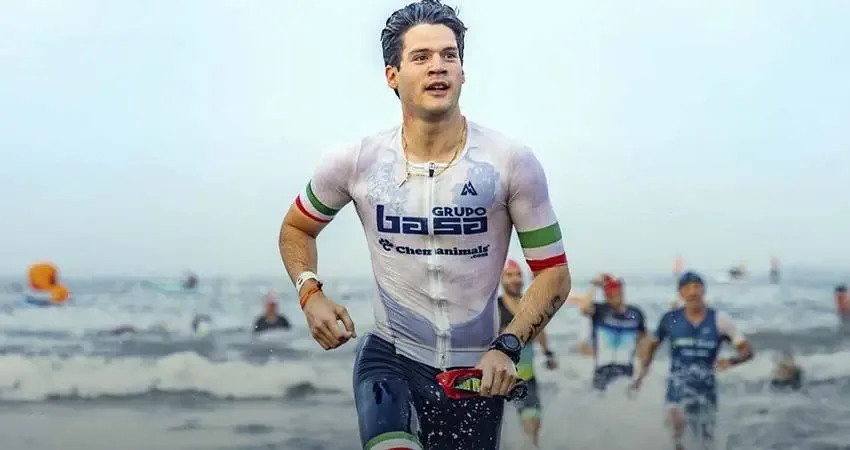 Competidores listos para el IRONMAN 70.3 en Los Cabos.
