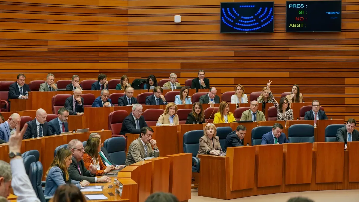 Con un parlamento fragmentado, el candidato más votado deberá pactar para lograr la investidura.