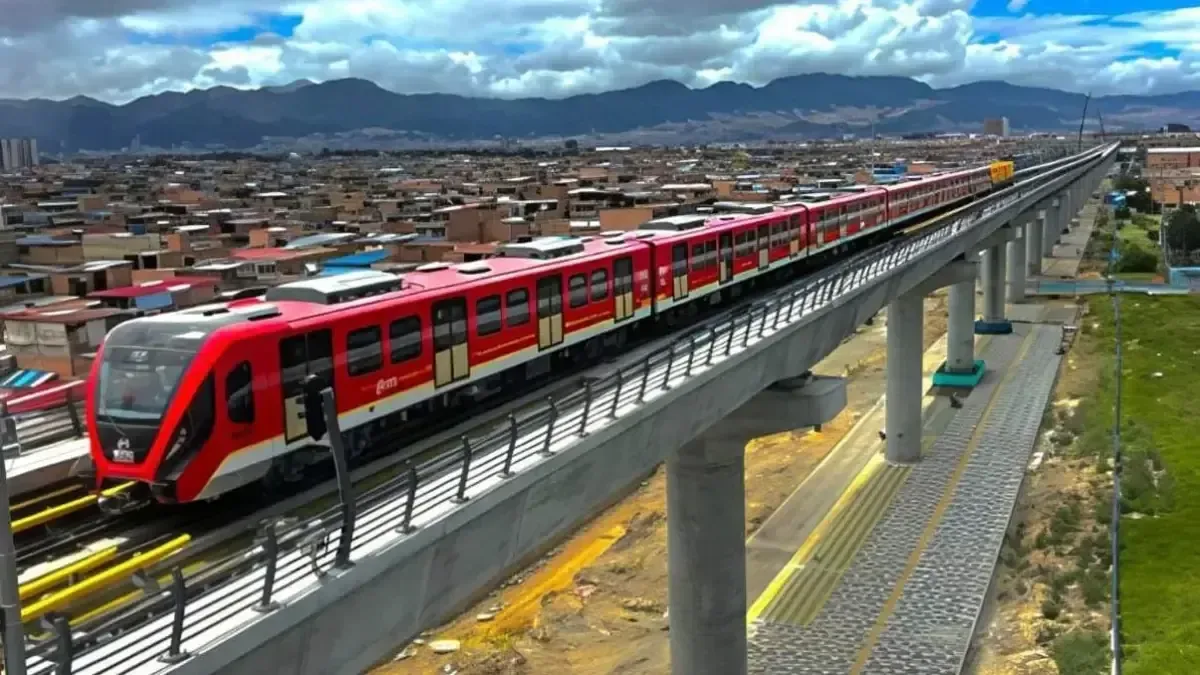La movilidad en Bogotá requiere atención urgente; se busca cofinanciar la nueva línea desde el inicio del próximo gobierno.