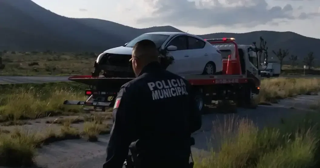 Un accidente en Arteaga, Coahuila, dejó un vehículo fuera de control, pero afortunadamente no se reportaron heridos.